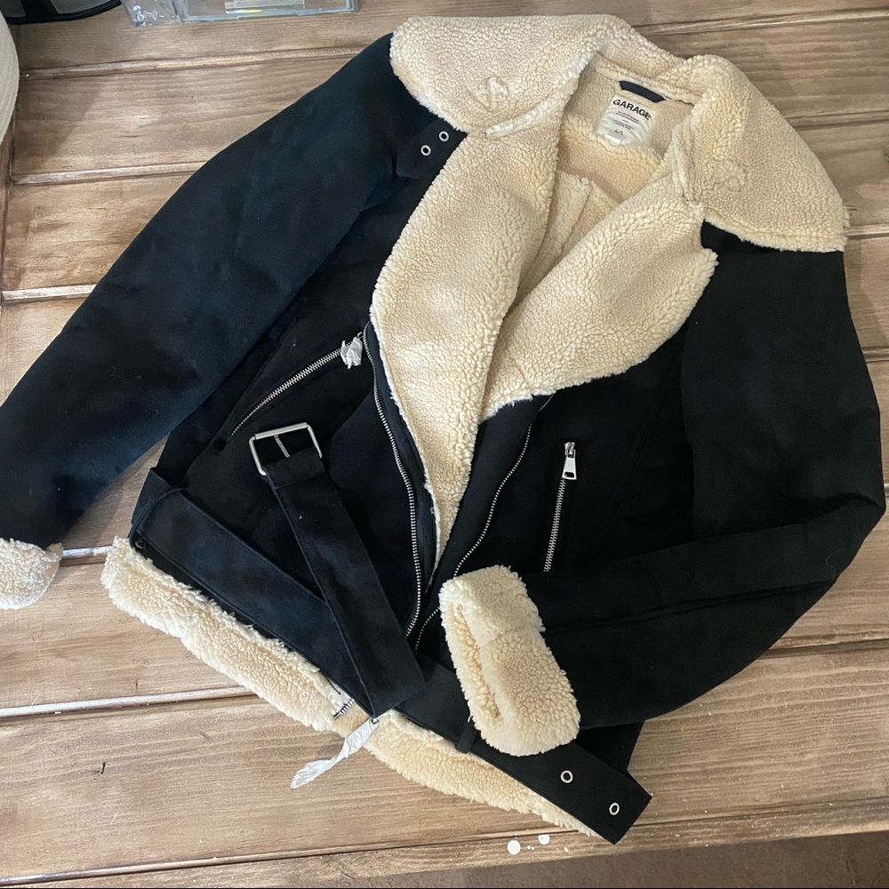 Garage Brand New Coat Women’s Size Large